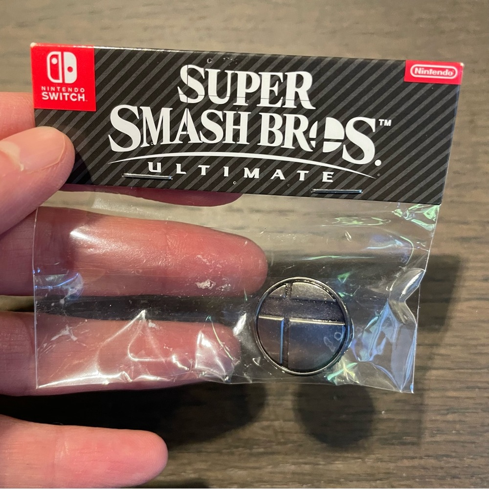 NWT Nintendo Super Smash Bros. Ultimate Black and Silver Pin